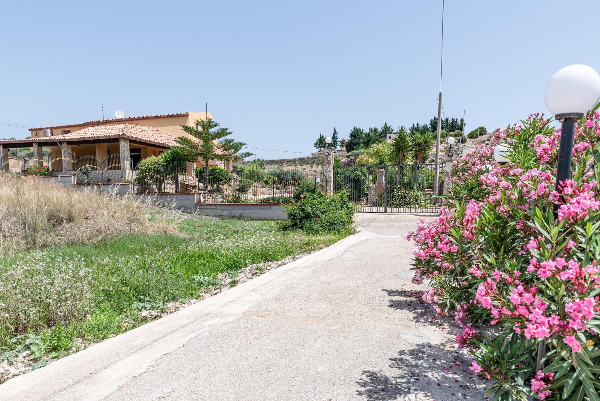 מונטאלגרו Villa Tre 'S' מראה חיצוני תמונה